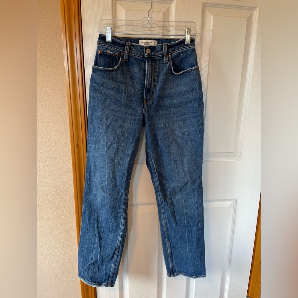 Abercrombie & Fitch The 90’s Straight Jeans - Picture 2 of 9